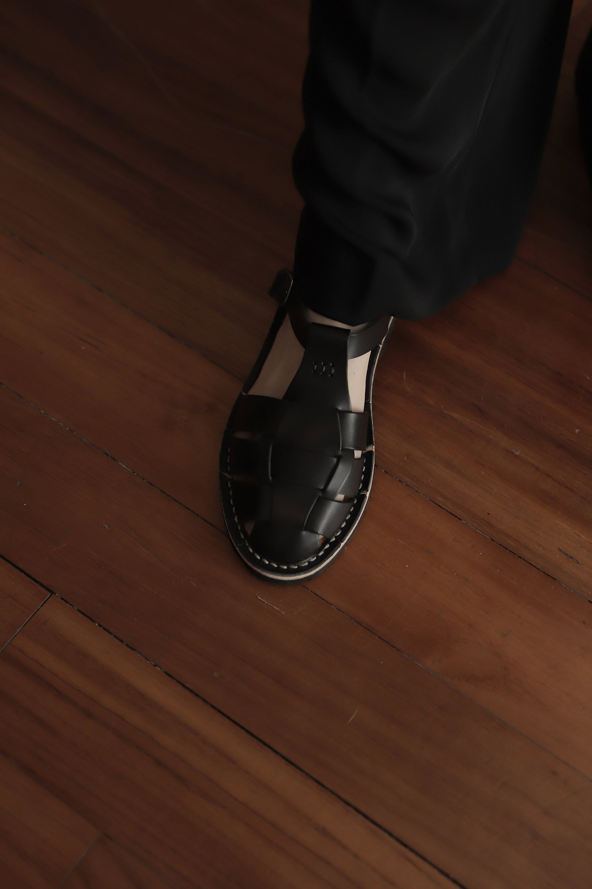 STEVE MONO - Artisanal Sandals 10/01 BLACK