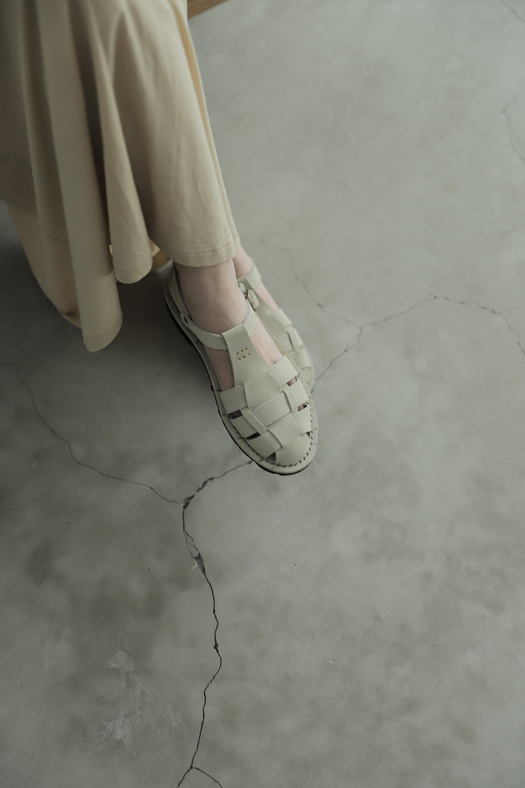 STEVE MONO - Artisanal Sandals 10/01 PANNA